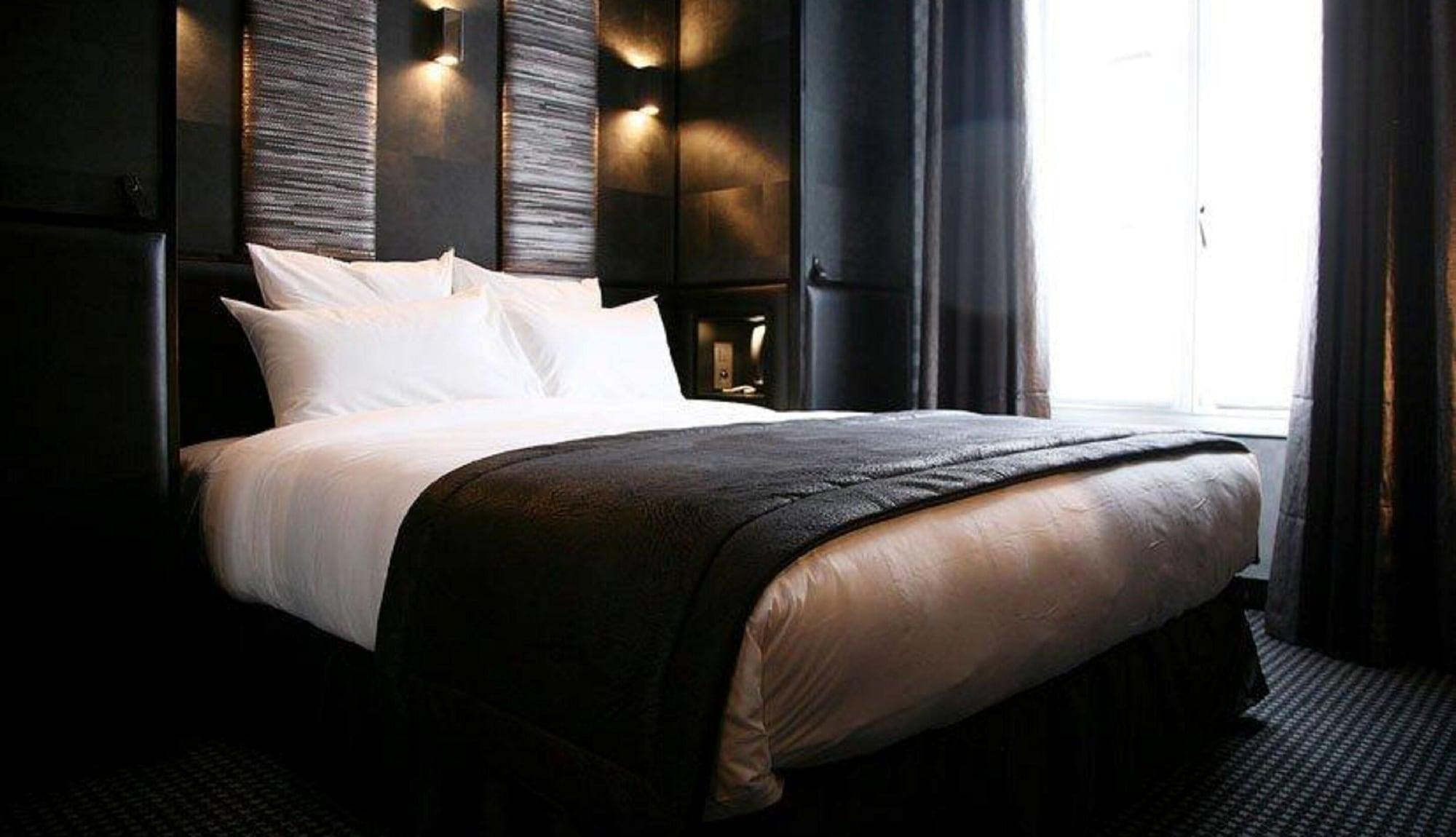 L'Adresse Hotel Paris Exterior photo