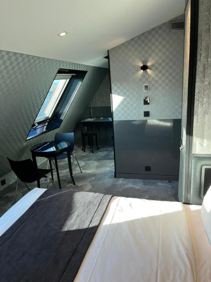 L'Adresse Hotel Paris Exterior photo