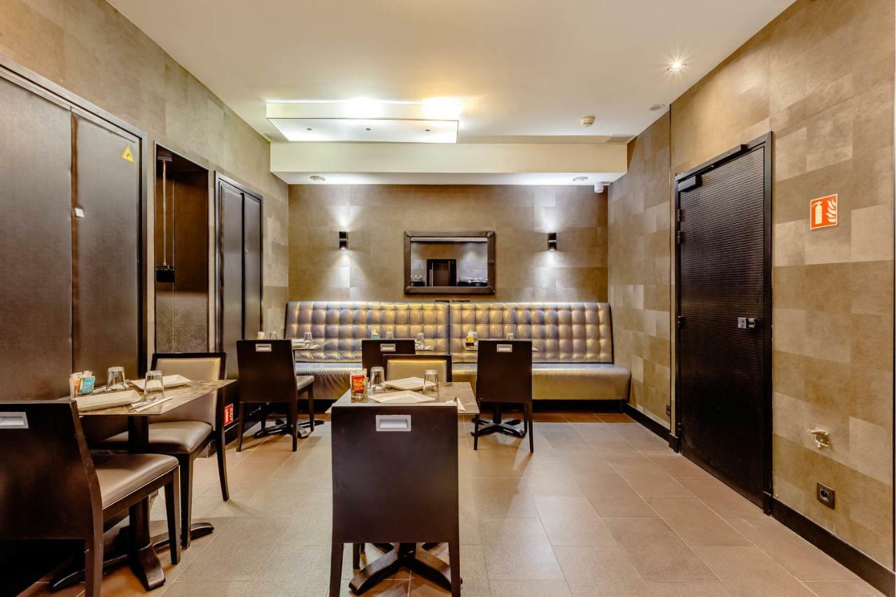 L'Adresse Hotel Paris Exterior photo